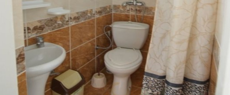 Солнечная-позитив, Затока - санузел в экономе